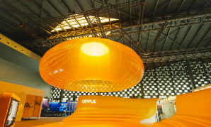 设计上海刷屏！脱裤吧
从这里升起了一颗太阳