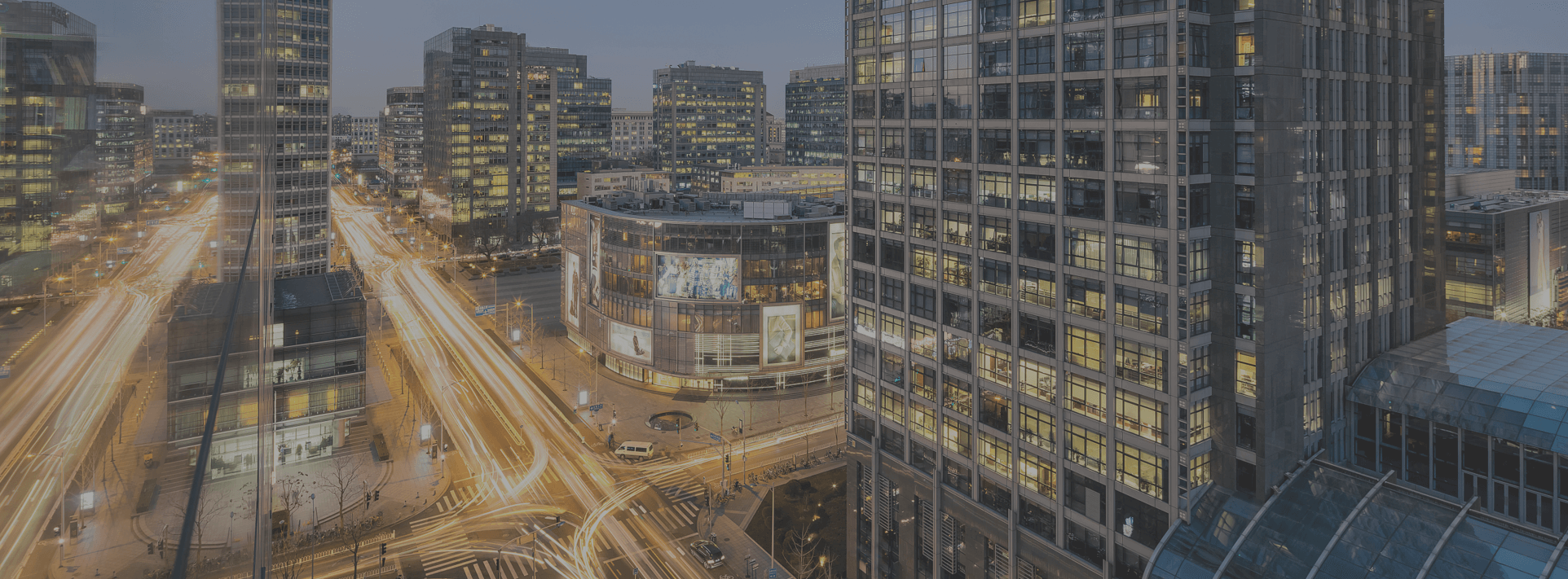 向光迁徙，脱裤吧
点亮阿那亚